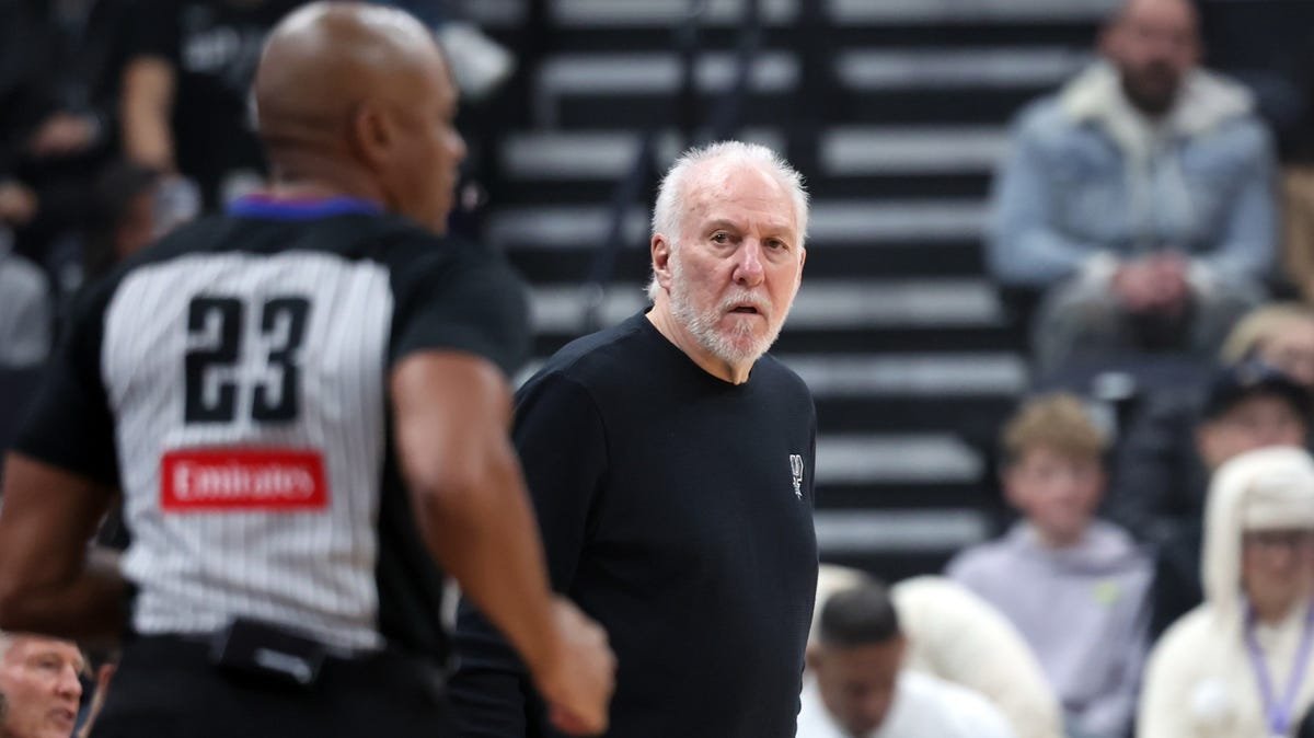 Latest on Spurs coach's health, recovery