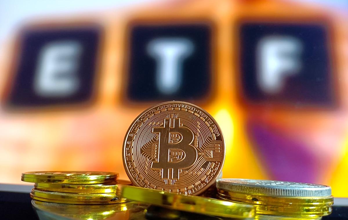 New investors pumped up bitcoin ETFs. Now some are exiting.