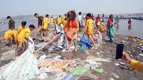 A 15-day special cleanliness drive began at the Maha Kumbh Mela grounds/(HT)