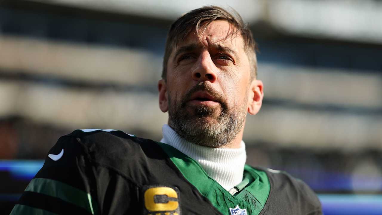 Jets officially release Aaron Rodgers; veteran QB now a free agent for first time in career