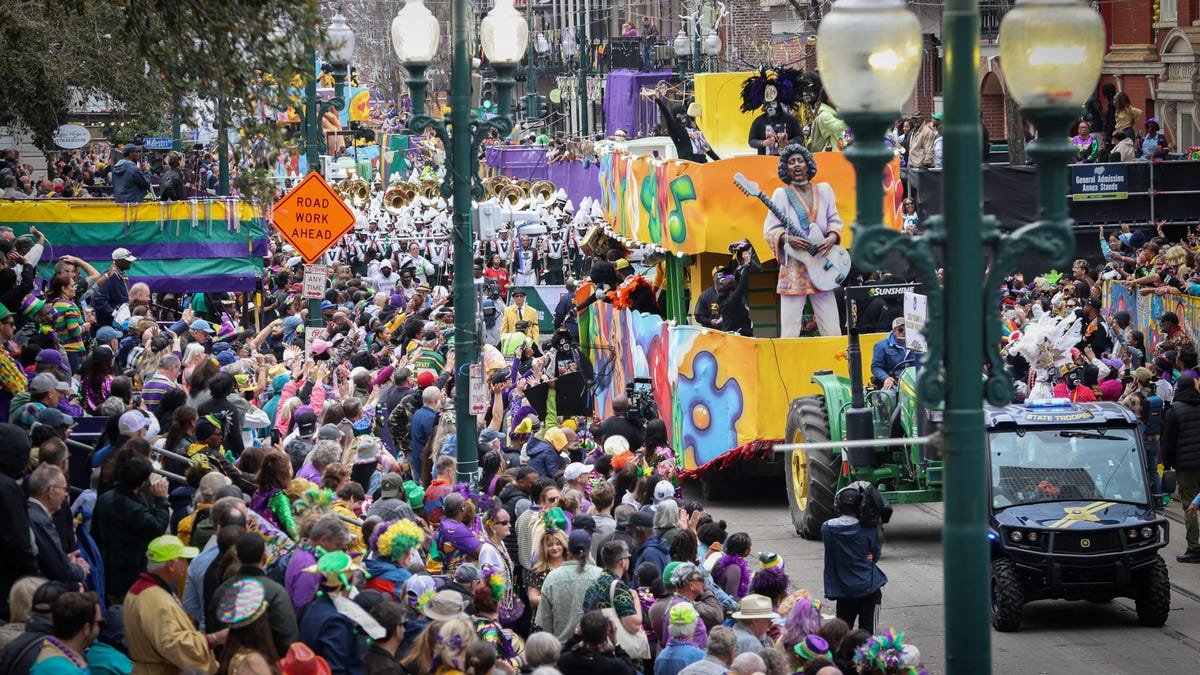 Photos capture lively 2025 Mardi Gras celebration in New Orleans