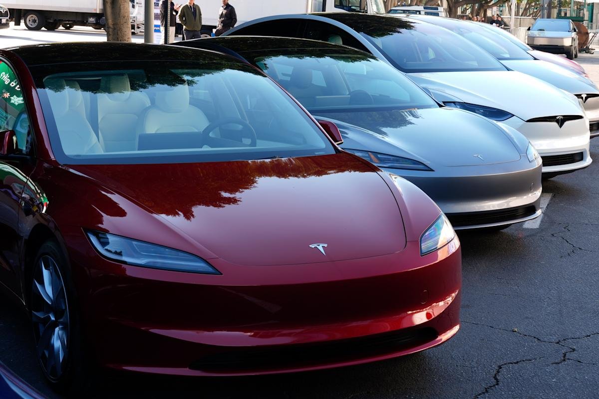 Tesla US registrations dip 11% in January, the latest sign of demand weakness and consumer backlash