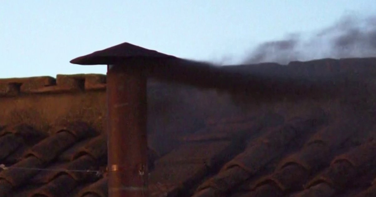 Black smoke signals no new pope chosen on first day of conclave