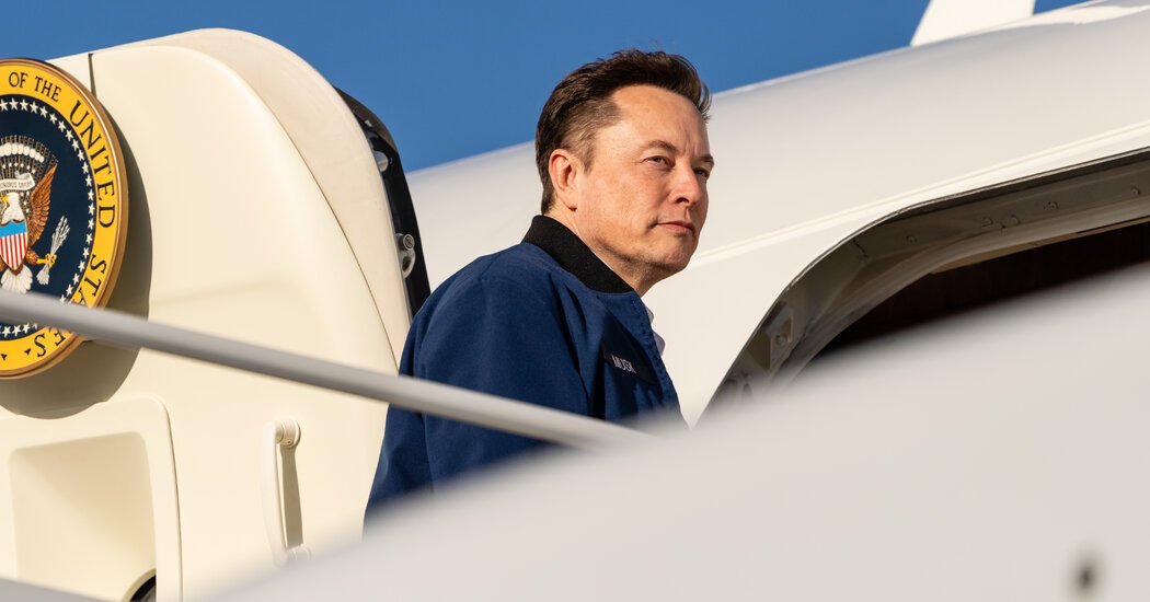 Elon Musk Juggled Drugs and Family Drama on Trump’s Campaign Trail
