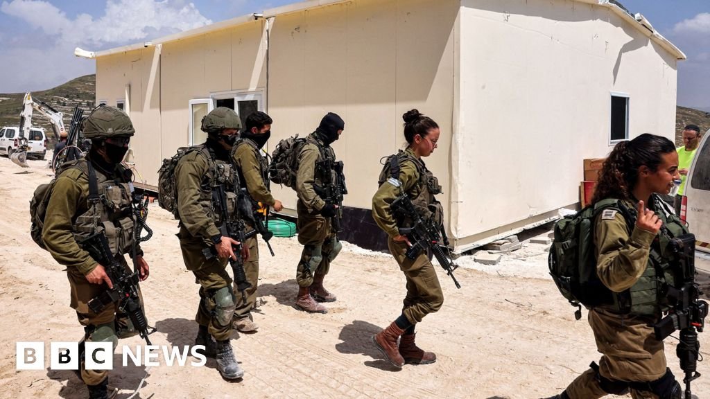 Israel announces major expansion of settlements in occupied West Bank