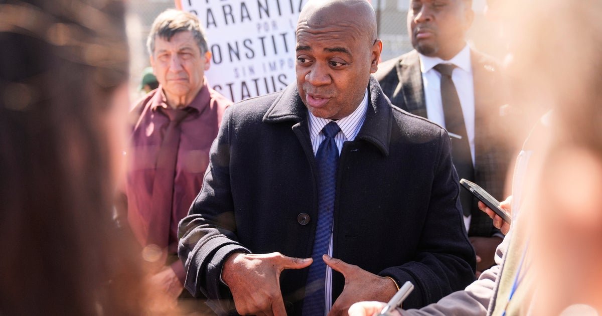 Newark Mayor Ras Baraka appears in court after ICE arrest