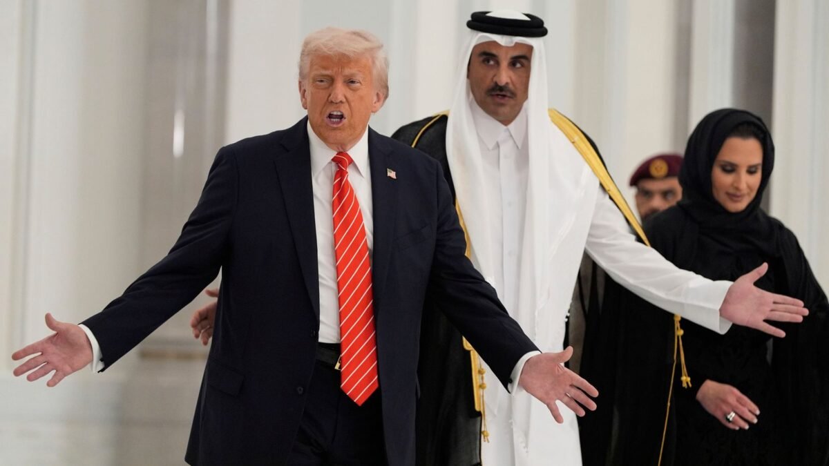 Trump live: Dancing Qataris welcome US president to state dinner after multiple deals signed - and Piers Morgan makes guestlist | US News