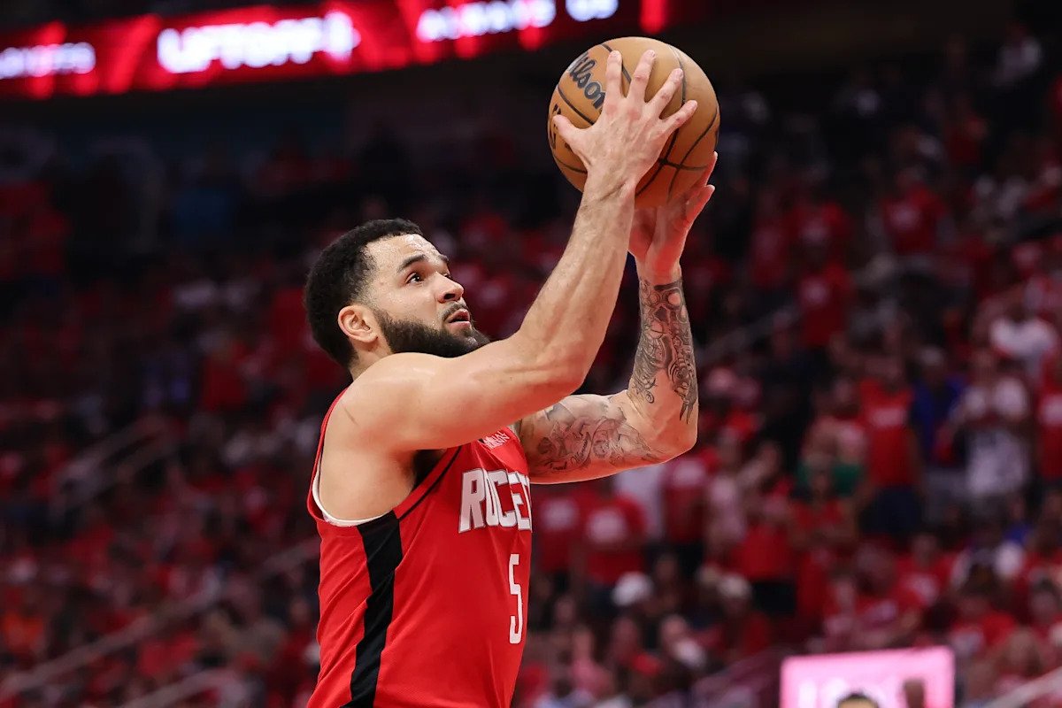 NBA free agency 2025: Latest news, rumors, trades ahead of NBA Draft as Fred VanVleet stays with Rockets, Kyrie Irving reaches new deal with Mavs