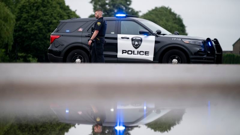Live updates: Minnesota manhunt for suspect Vance Boelter in killing of lawmaker Melissa Hortman