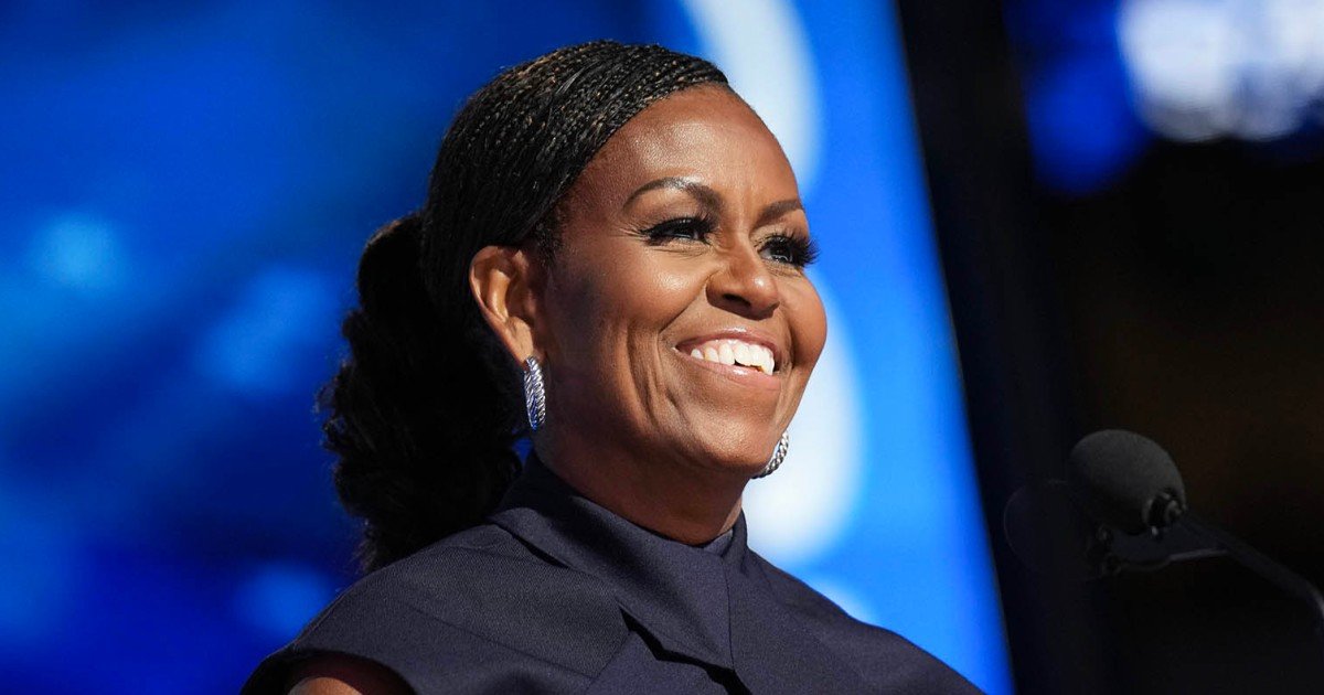 Michelle Obama Announces New Book to ‘Reclaim’ Her Style Choices