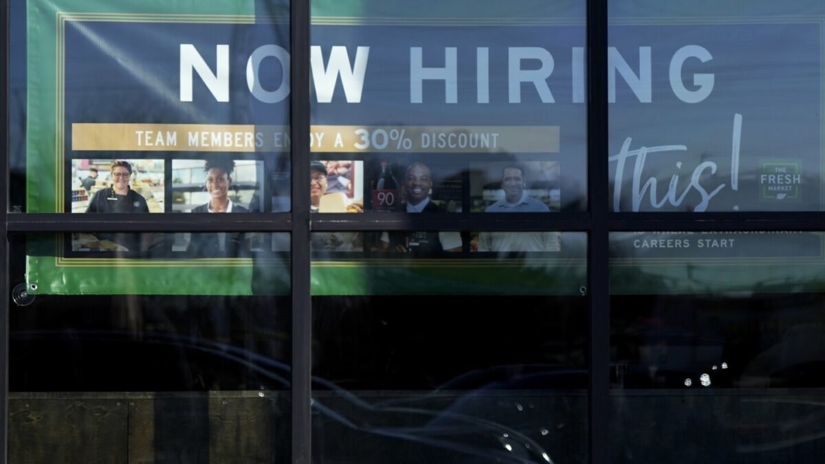 Number of Americans filing for jobless benefits last week rises to highest level in eight months