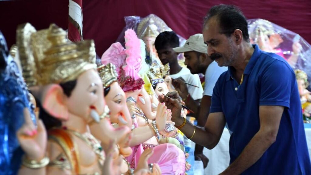 PoP use in Ganesh idols should be conditional: Report | Mumbai news