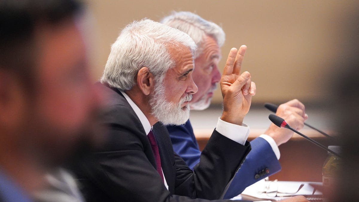 RFK Jr.'s new ACIP votes to recommend RSV shot for infants