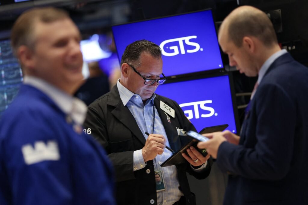 S&P 500, Nasdaq Inch Higher to Fresh Records as Stock Rally Continues; Investors Monitor News on Trade, Budget Bill