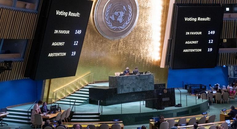 UN General Assembly adopts Gaza ceasefire resolution by overwhelming majority