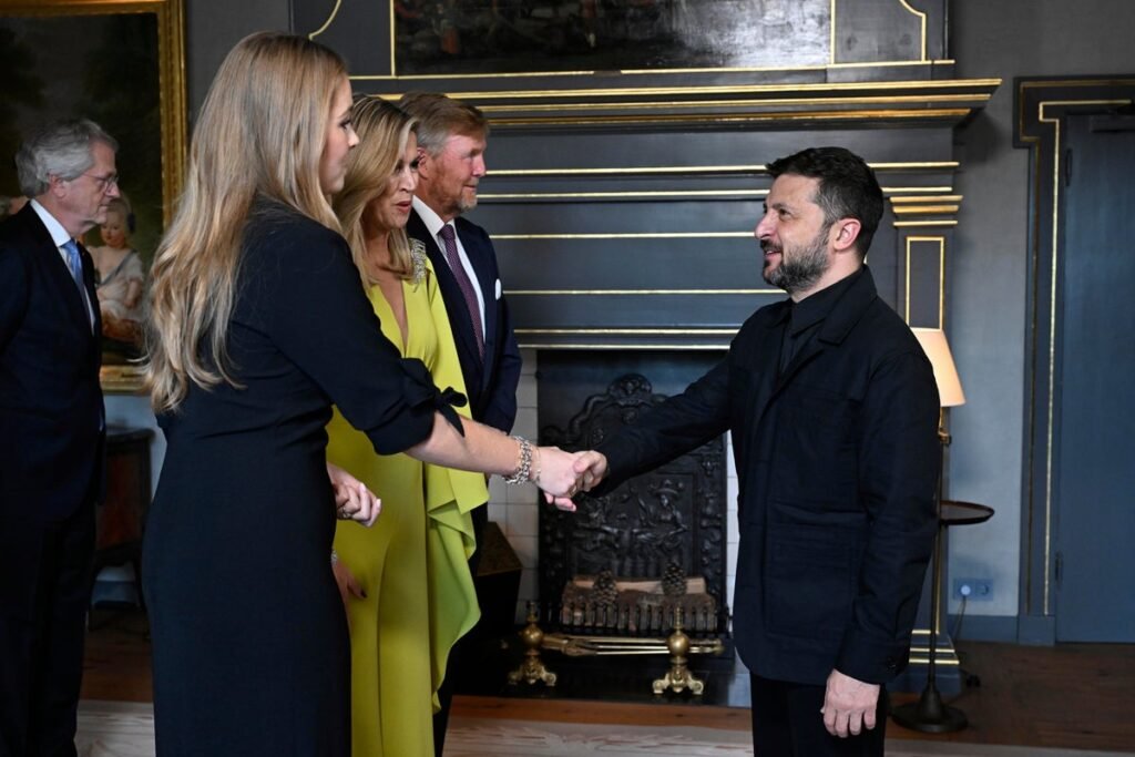 Ukraine-Russia war latest: Trump meets Zelensky as row breaks out over Nato’s stance on Putin