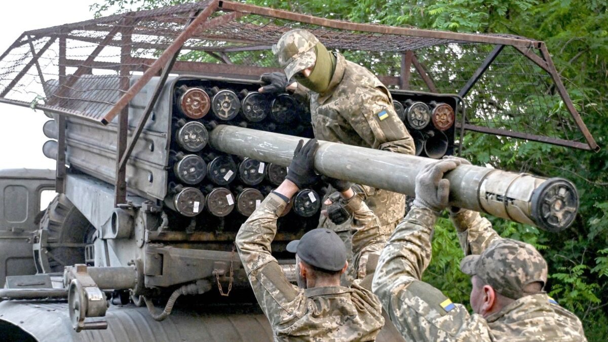 Ukraine war latest: Russia claims troops reach new Ukrainian region | World News
