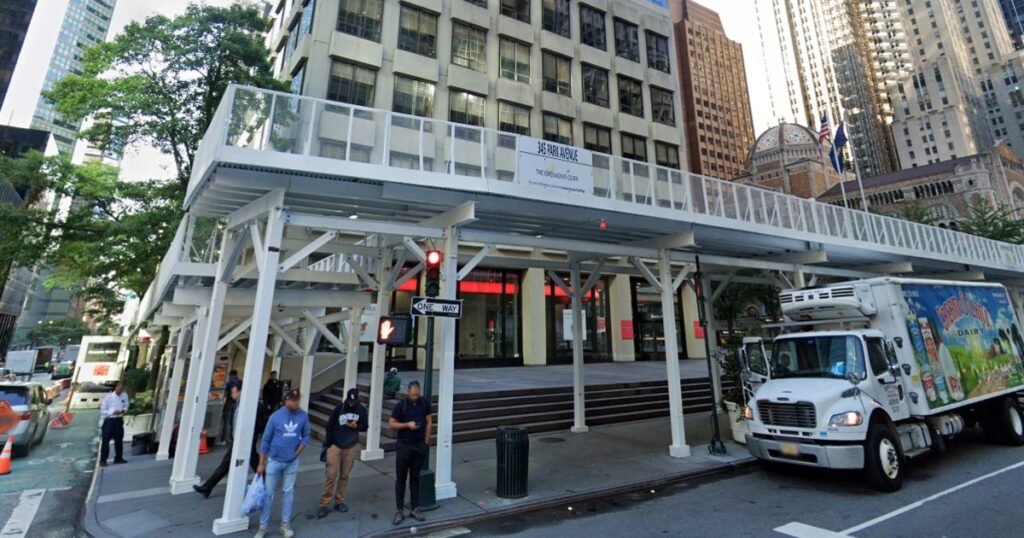 Active Shooter in New York Leaves 5 Dead, 1 in Critical Condition
