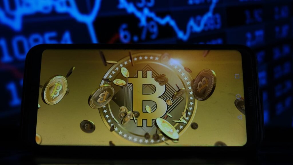 Bitcoin flies to new all-time highs, topping $118,000 as institutions pile into ETFs