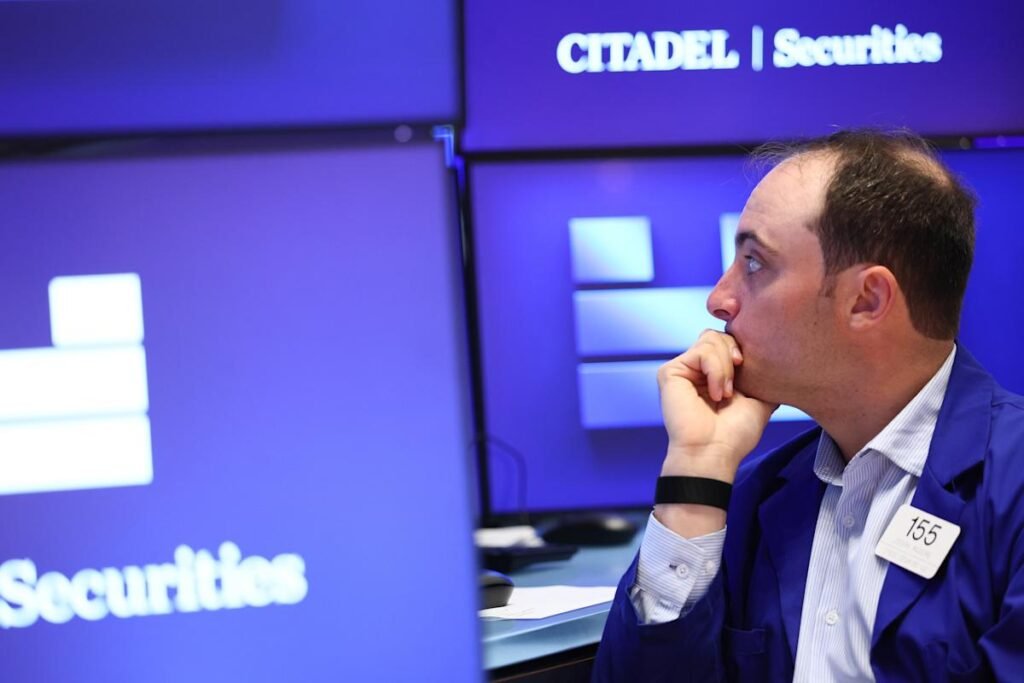 Dow, S&P 500, Nasdaq futures hold steady after markets close at new highs