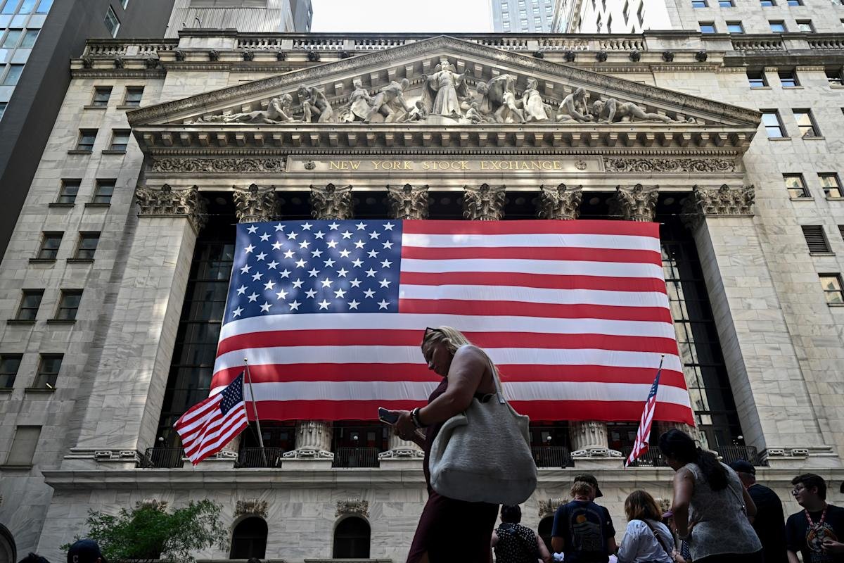 Dow, S&P 500, Nasdaq futures take a breath after march to latest records