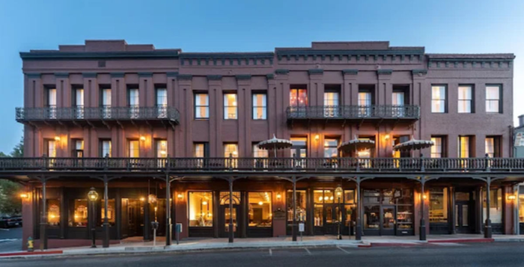 Latest news: $1.7B refi in London; two Cali boutiques acquired; Oasis powering UK hotels