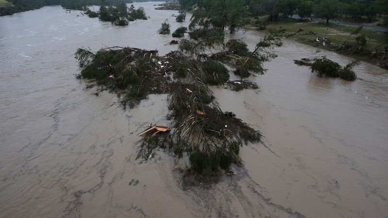 Live updates: Texas flooding death toll rises to 32; search underway for Camp Mystic campers