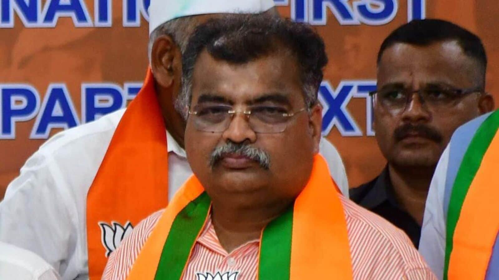 Maharashtra BJP gets new president, Ravindra Chavan elected unanimously