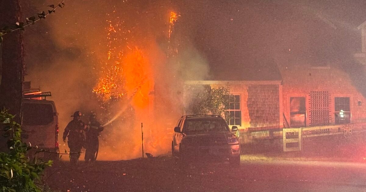Nantucket Current | Family Escapes From House Fire On Pine Crest Drive