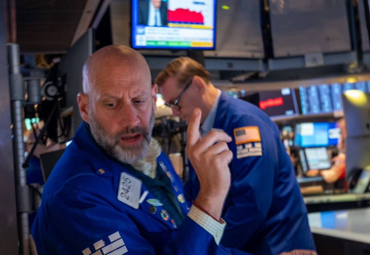 S&P 500, Nasdaq Rise as Investors Await News on Trade Talks, Budget Bill; Tesla Jumps, Bitcoin Back Near $110K