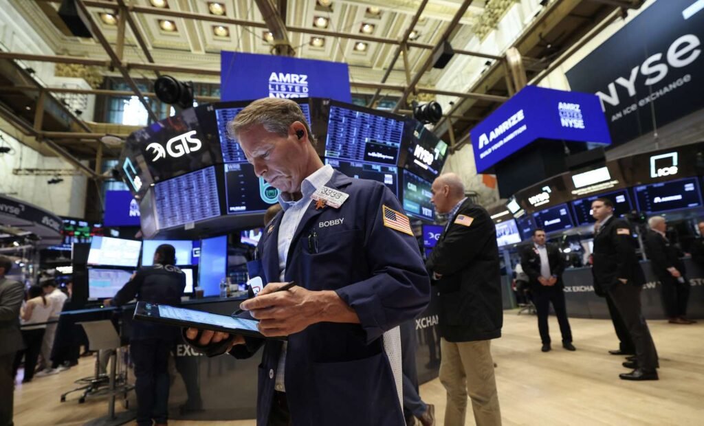 S&P 500, Nasdaq Slip After Two Days of Record Highs as Tech Stocks Slump; Tesla Drops on Musk-Trump Fracas