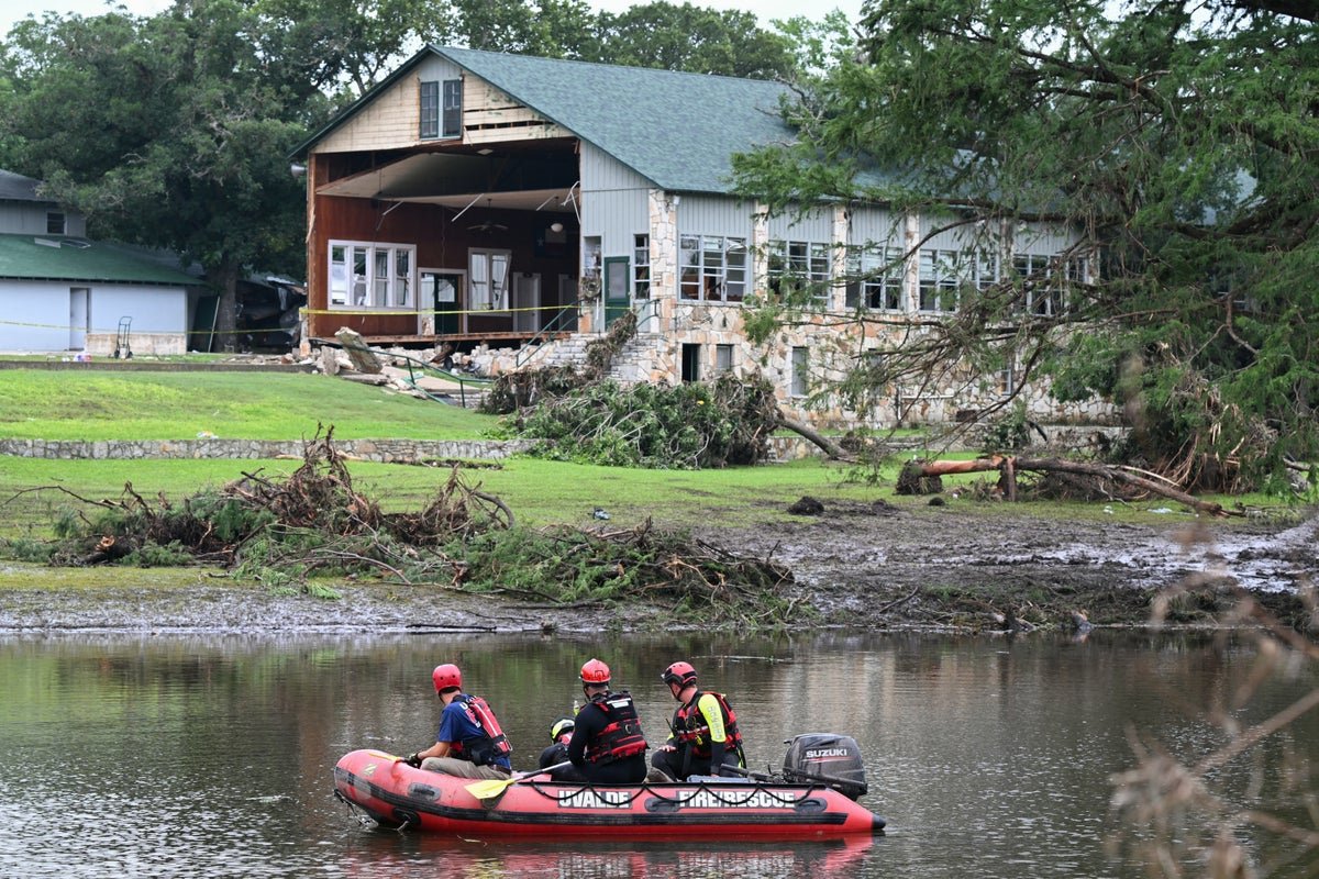 Texas flooding: Camp Mystic leader waited one hour after ‘life-threatening’ flood alert to evacuate