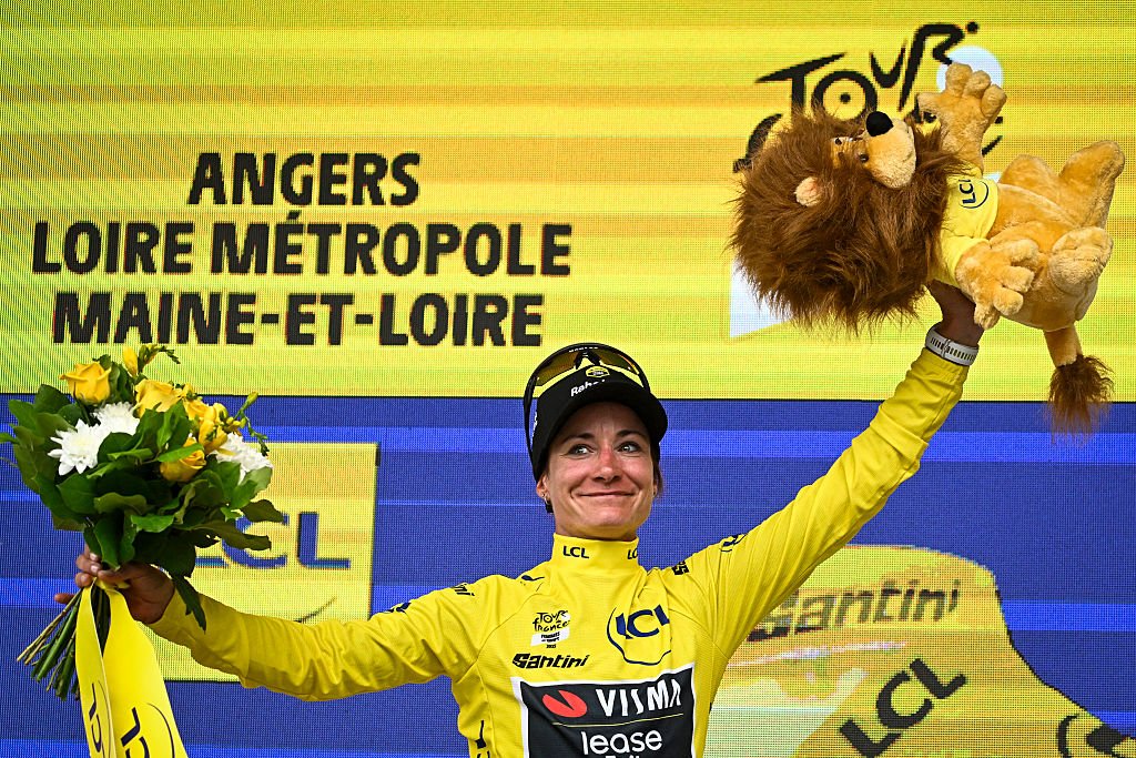Marianne Vos reclaims yellow on stage 3 at the Tour de France
