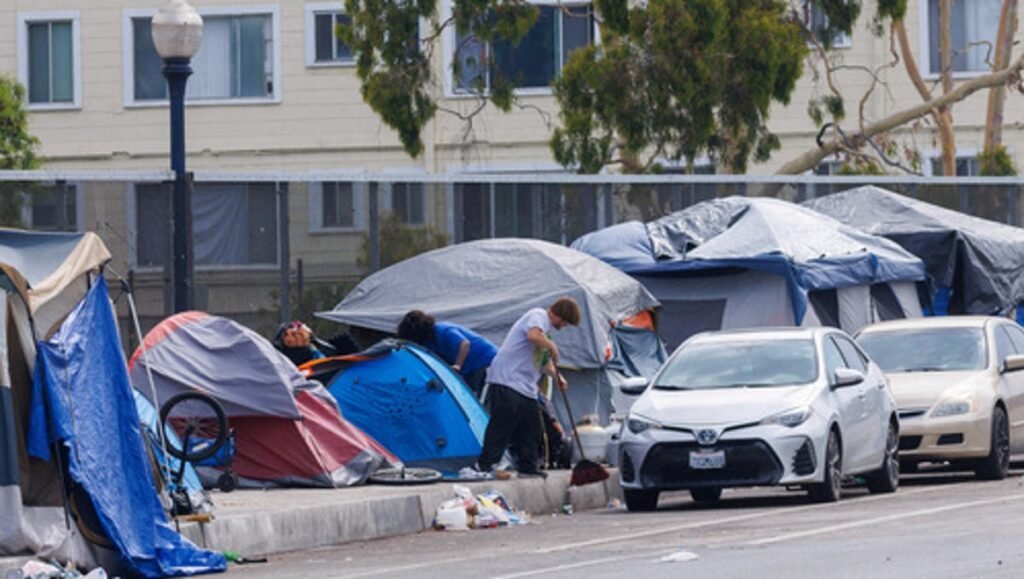 Trump wants to move homeless people from streets with new order