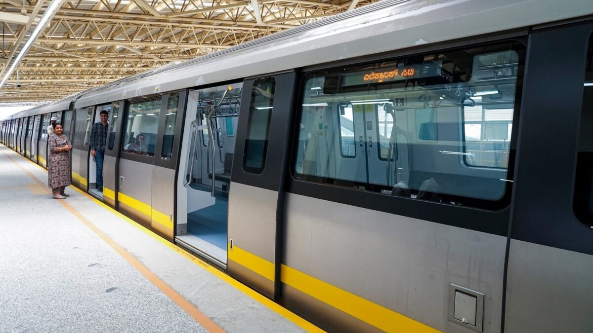 Bengaluru Metro's Yellow Line inaugurated today: Check route, fare, timings | Latest News India