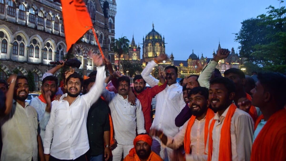Manoj Jarange in Mumbai for Maratha quota protest today: Traffic advisory, restrictions, other updates | Latest News India