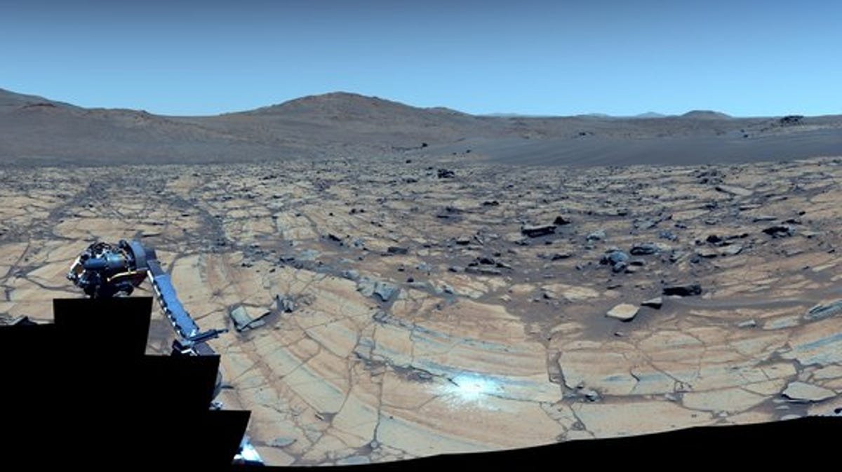 Mars daylight skies photos show new NASA rover views