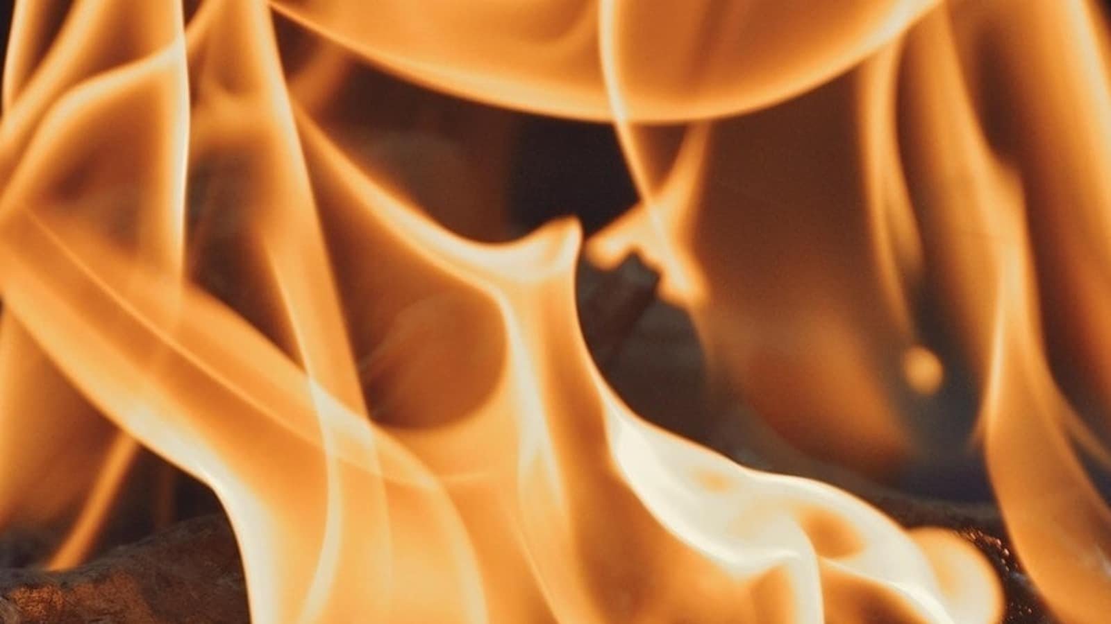 NYC 'explosion': What caused the Manhattan Upper East Side fire? Videos surface
