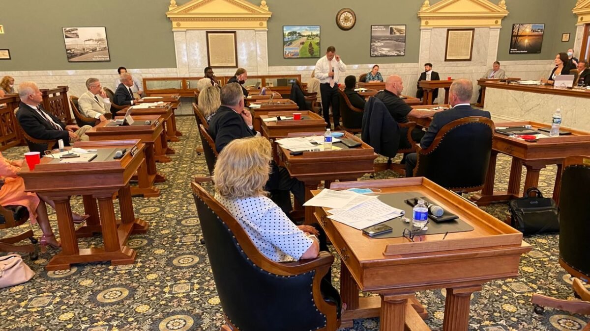 onondaga county legislative meeting