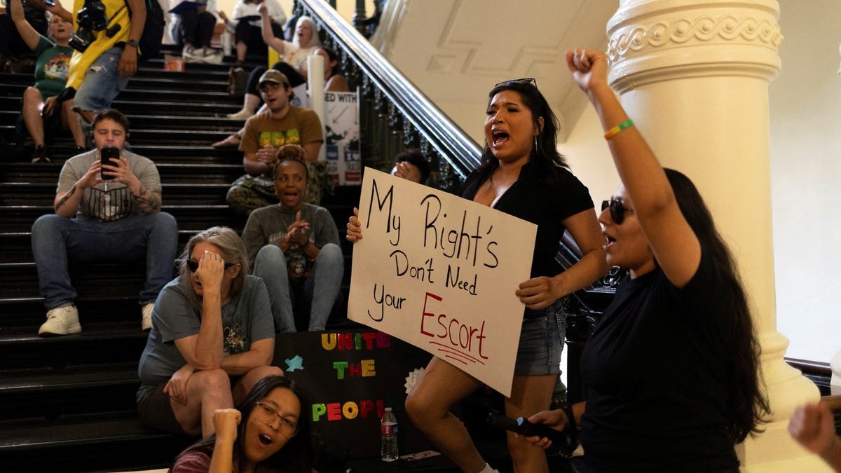 Texas set to approve Trump-backed congressional map: Live updates