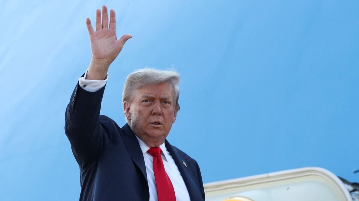 Ukraine war latest: Trump leaves for Alaska summit with Putin after posting two-word message | World News
