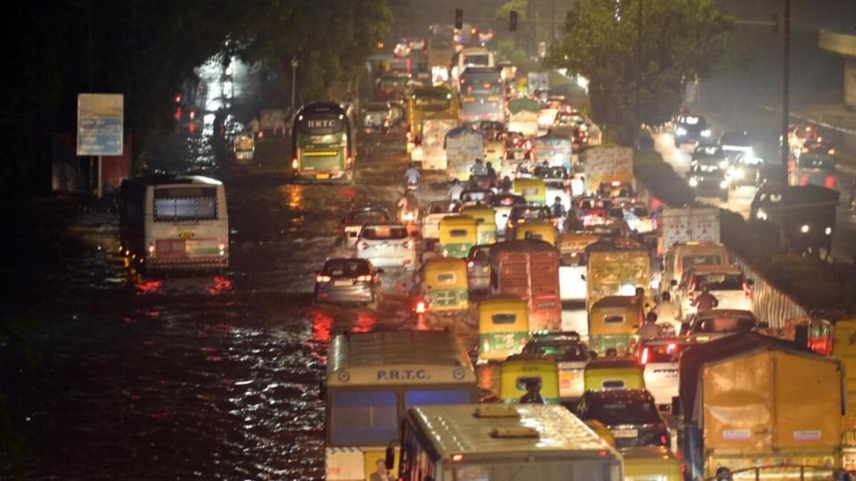 Delhi’s Ring Road gridlocked due to waterlogging | Latest News Delhi