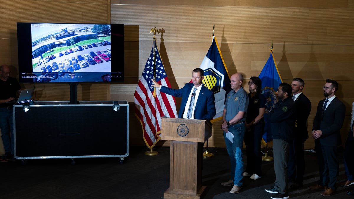 Press conference on search for Charlie Kirk's shooter