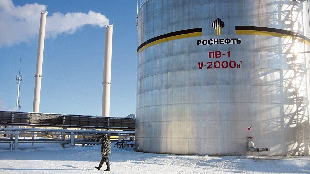 Russian oil discounts likely to continue at current levels post new price cap implementation