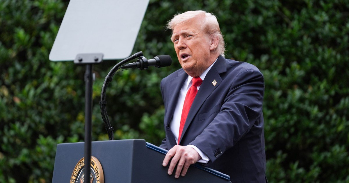 Trump to meet with prime minister of Qatar; Sen. Chuck Schumer issues shutdown warning