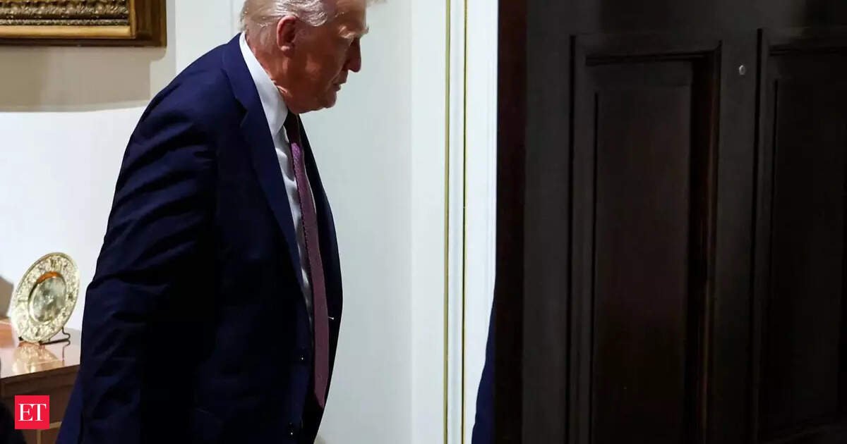 trump announcement today: Will Trump resign in 2025? US President's exit speculation skyrockets ahead of White House announcement